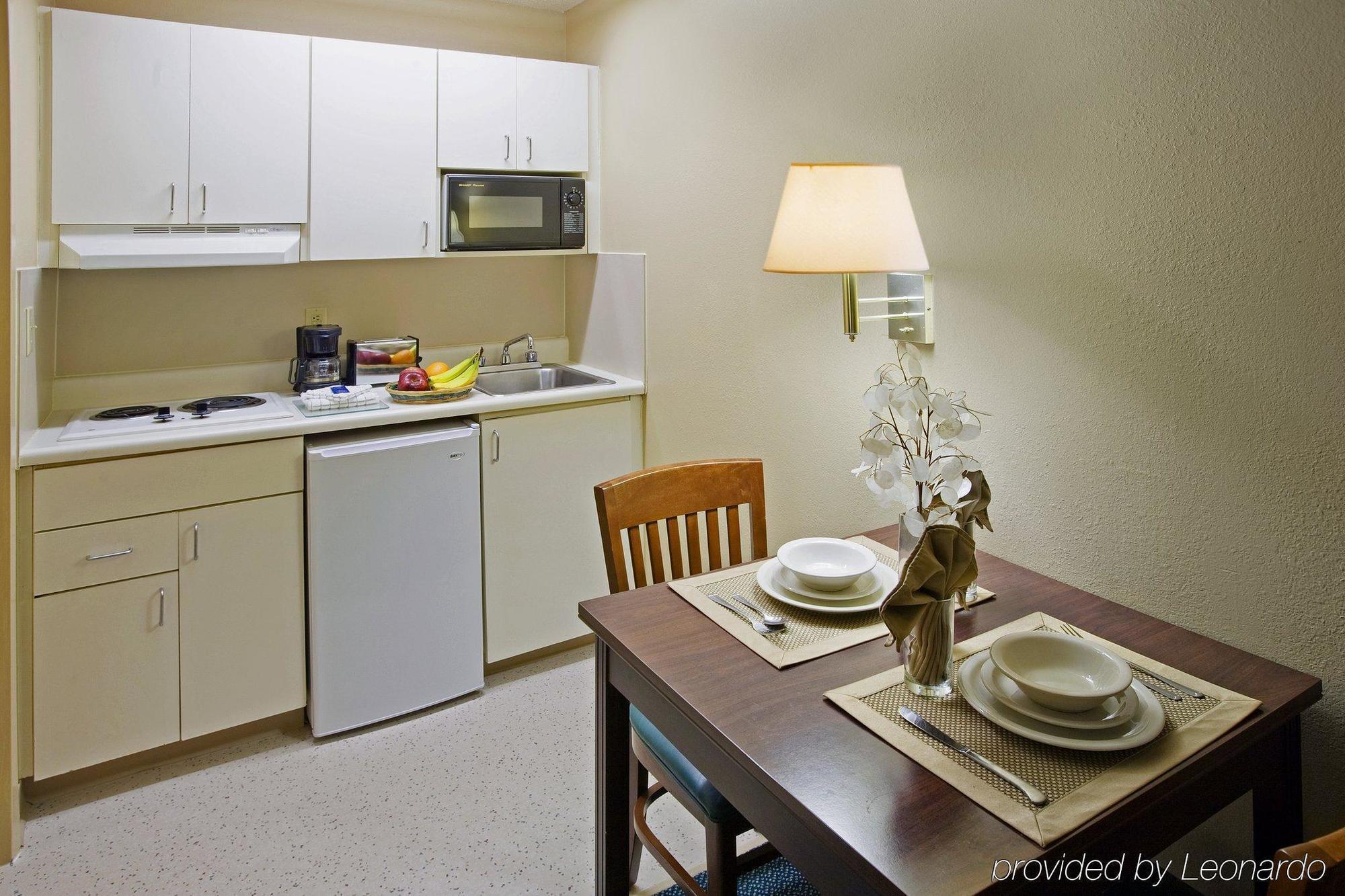 Hometowne Studios By Red Roof Spartanburg - Asheville Highway Southern Shops Chambre photo