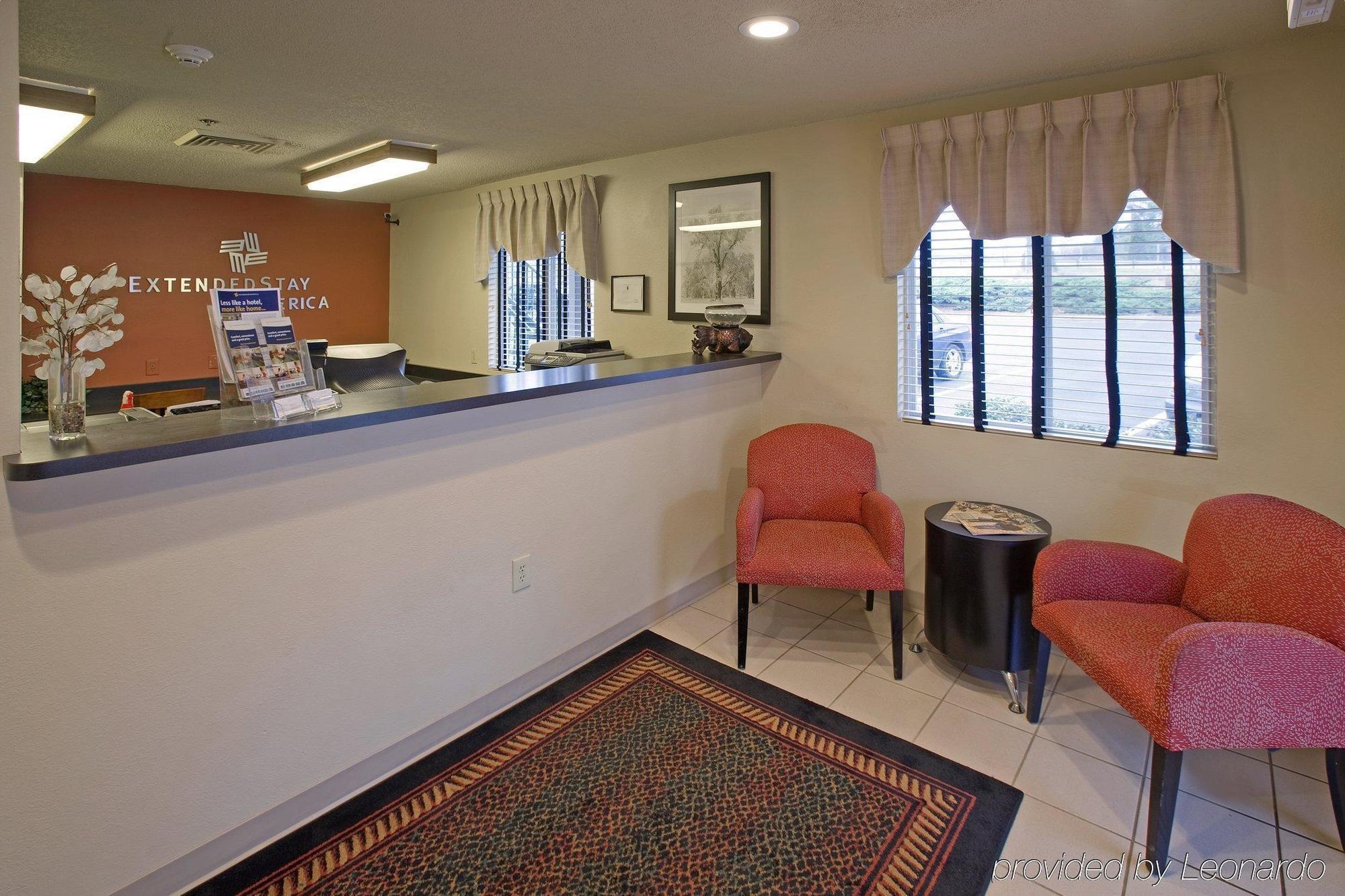 Hometowne Studios By Red Roof Spartanburg - Asheville Highway Southern Shops Extérieur photo